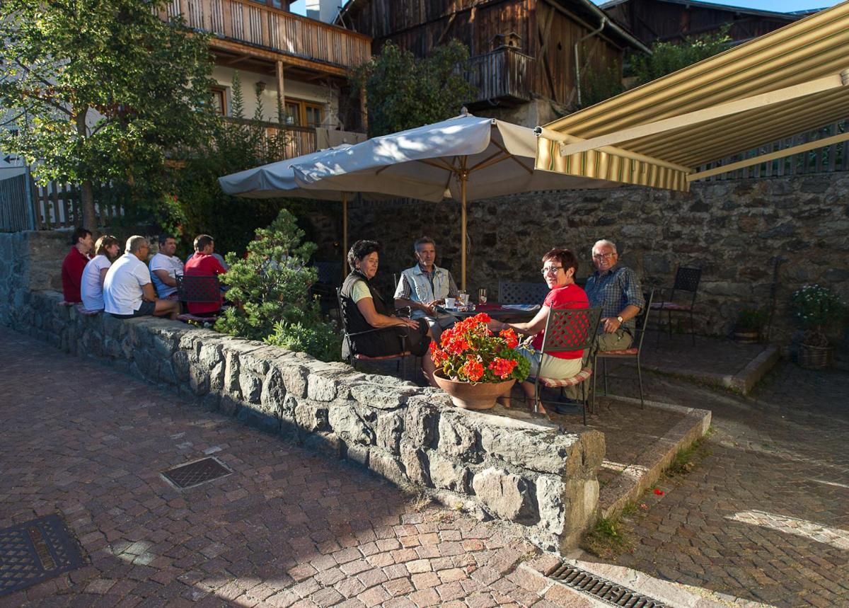 Gasthof Zur Sonne Hotel Laion Exterior photo